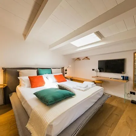 Moramusa Charme Apartment *
